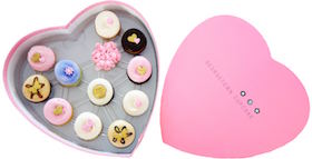 LIMITED EDITION Mother&#39;s Day Heart Dozen